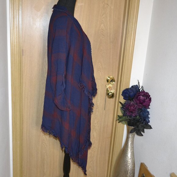 Knox Rose Plaid Fringe Red & Navy Blue Open Cardigan - Picture 5 of 10